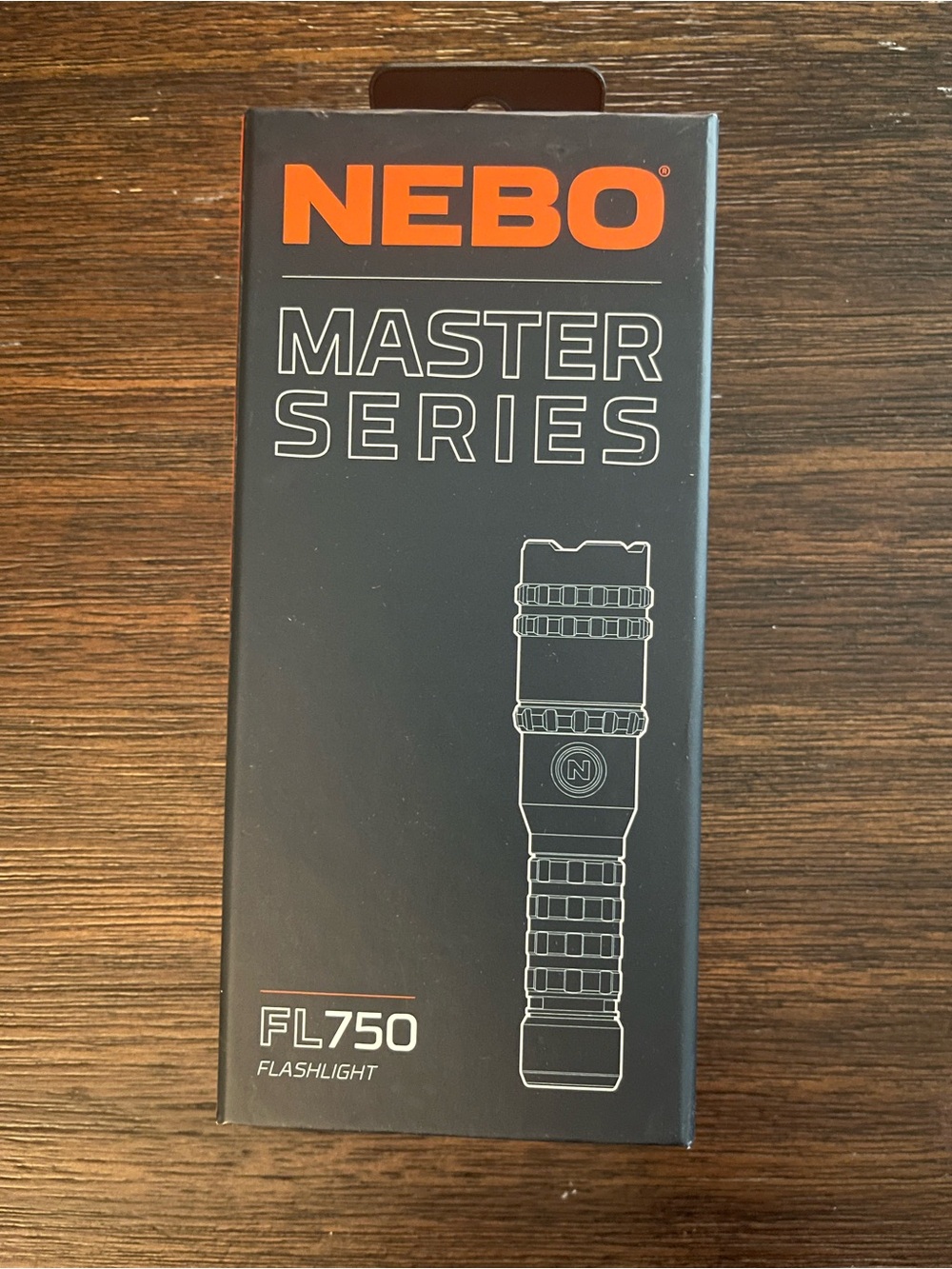 Master Series FL750 Flashlight - Black